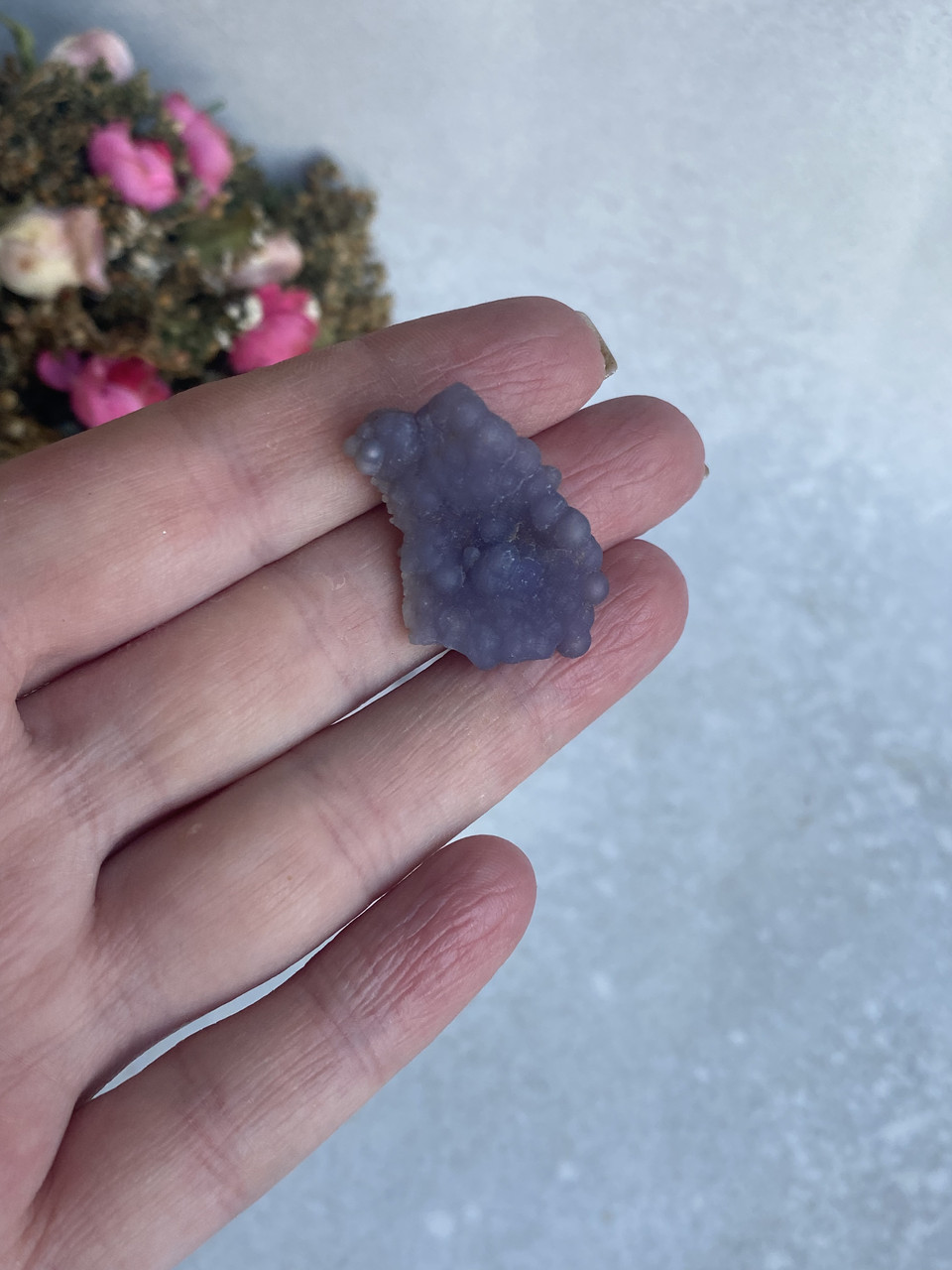 Виноградний халцедон натуральний камінь необроблений халцедон 30*20*6 мм., фото 1