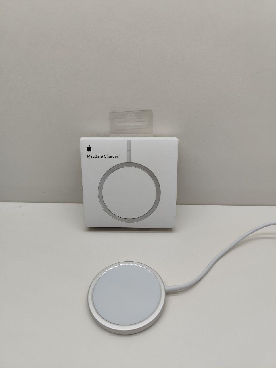Бездротовий ЗП с магнитом MagSafe Charger 15W USB-C для iPhone/AirPods with Logo с яблоком (Ch) (Білий)