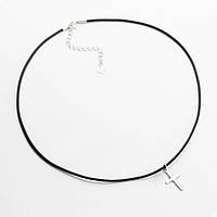 Кольє з каучуковим шнурком та срібним хрестиком, Розмір 38 см x 0,2 см, Вага: 2.0 г