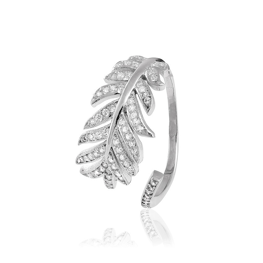 Срібна каблучка з фіанітами, Розмір 15,5, Вага: 3.1 г