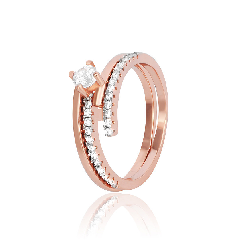 Срібна каблучка з позолотою і білими фіанітами різних розмірів