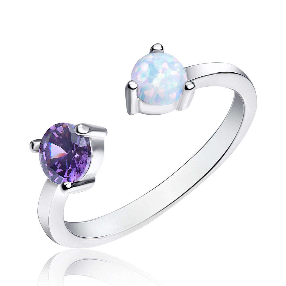 Срібна каблучка з бузковими фіанітами і опалом, Розмір 15,0, Вага: 1.4 г