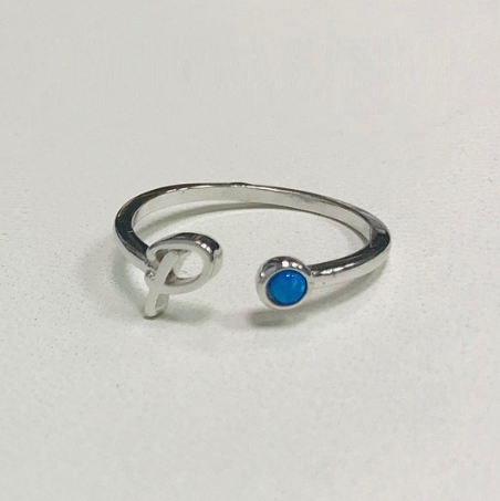 Срібна каблучка Літера "Р" з опалом, Розмір 16,0, Вага: 1.4 г