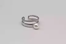 Срібна каблучка з перлиною і білими фіанітами, Розмір 15,5, Вага: 4.1 г