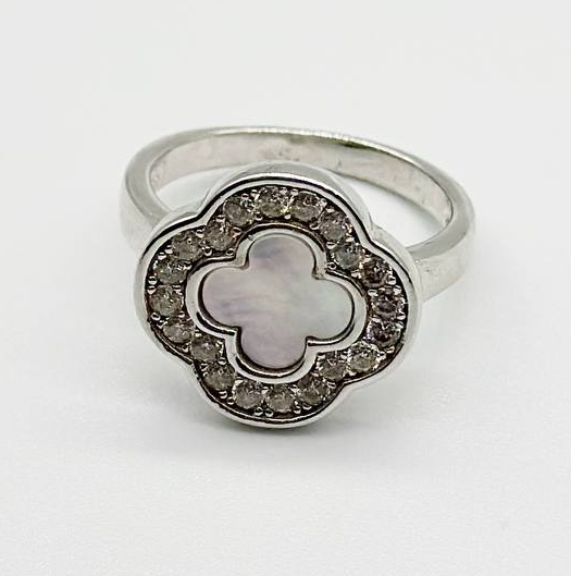 Срібна каблучка в стилі "Van Cleef  та  Arpels" зі вставкою фіаніт/перламутр, Розмір 16,5, Вага: 4.8 г