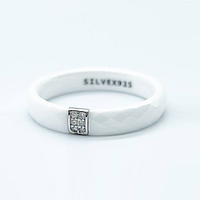 Срібна каблучка зі вставкою фіаніт/кераміка, Розмір 15,5, Вага: 2.5 г