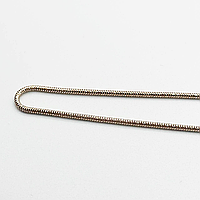 Срібний ланцюжок з позолотою, плетіння Снейк з насічкою, Розмір 50 см x 0,15 см, Вага: 5.1 г