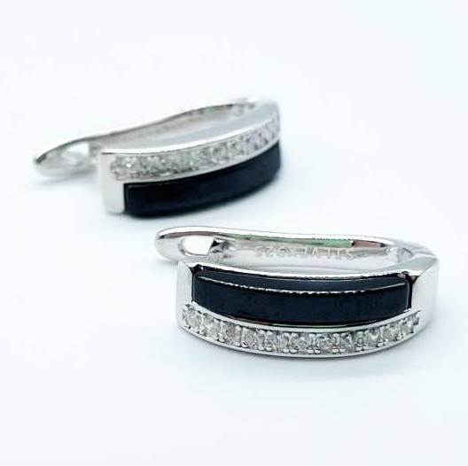 Срібні сережки зі вставкою фіаніт/кераміка