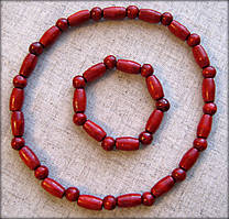 Набір дерев'яна яні намисто та браслет червоного (вишневого) кольору