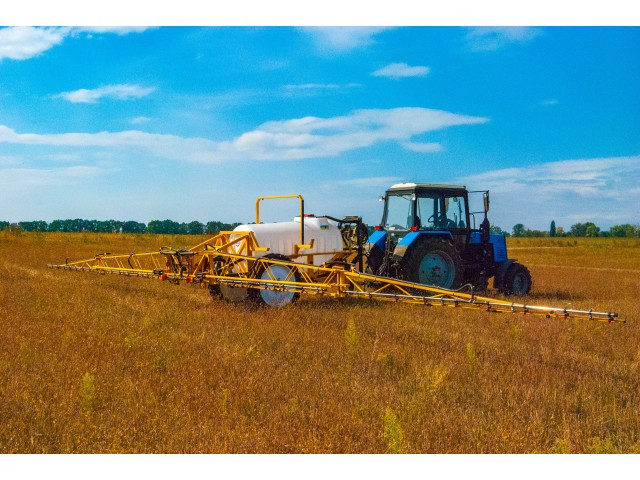 Обприскувач причіпний ОДІССЕЙ-2000-18 (АСУ, Браво 180 3-х секц., міксер 28 л, 3 розпилювачі IDK)