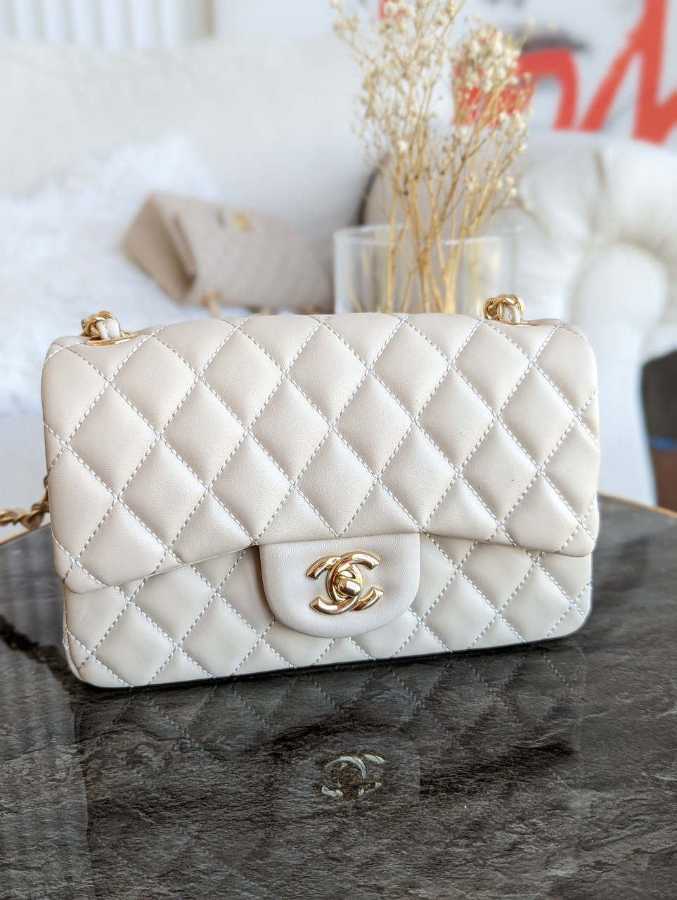 Сумка жіноча Chanel клатч Шанель молочний