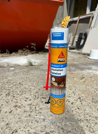 Напыляемая теплоизоляция Sika Boom®-121 Insulation /Сика Бум-121 уп.850 мл, фото 1