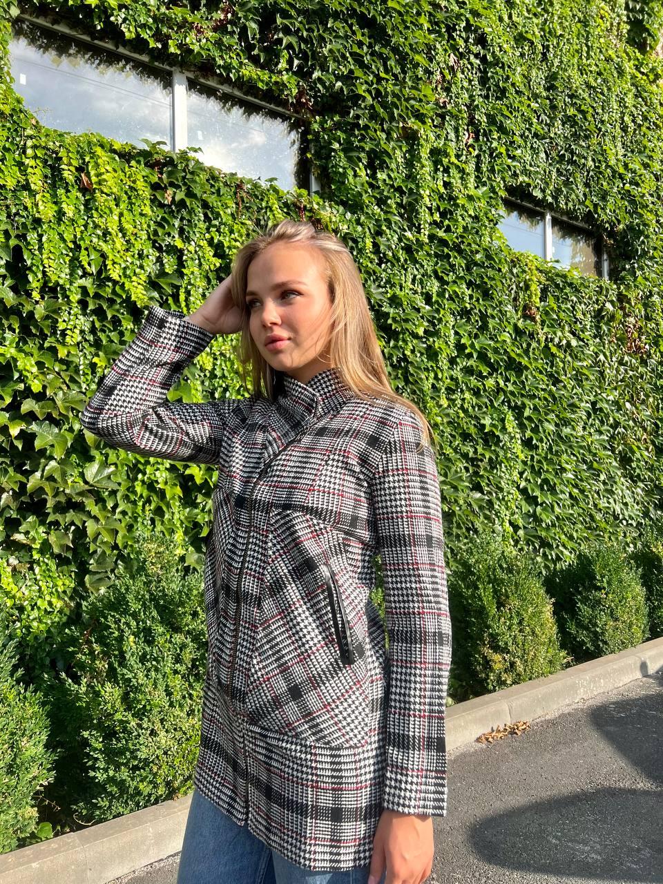 Коротке пальто з вовни чорно-біла клітка, тканина вовна, арт.1142