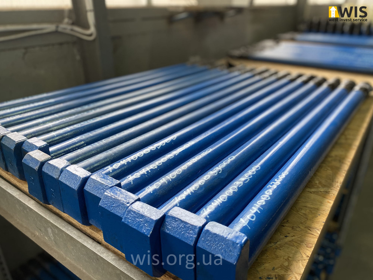 Ударний гвинт Metso C160 для дробарки. Кат. номер 704100033000