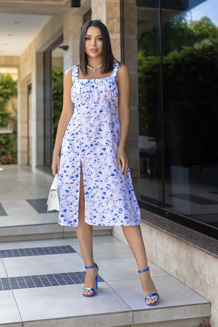 Літня сукня з легкого софту з широкими бретельками та квітковим принтом