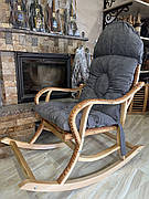 Крісло-гойдалка плетена з лози