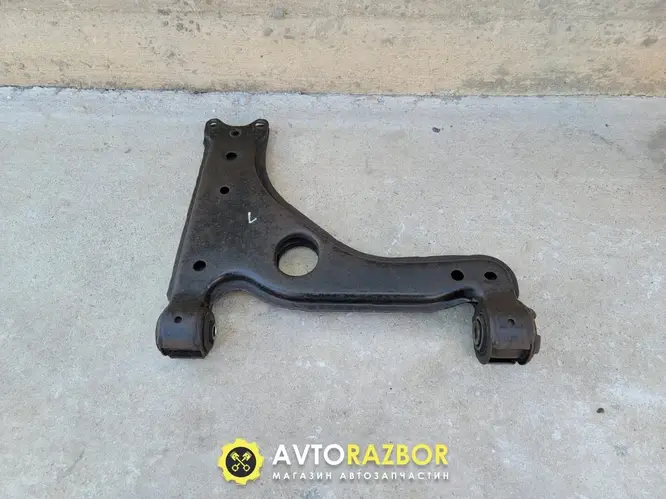 Рычаг передней подвески нижний левый 5352016 на Opel Astra G, Zafira A ...