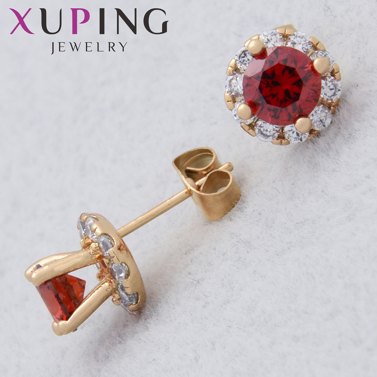 Серёжки Xuping Jewelry медицинское золото 18К гвоздики пуссеты с переливающимися кристаллами размер 8х8 мм