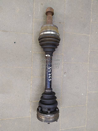 Напівось права для автомобіля Fiat Grande Punto (25зуб,522,5 мм) 000054769