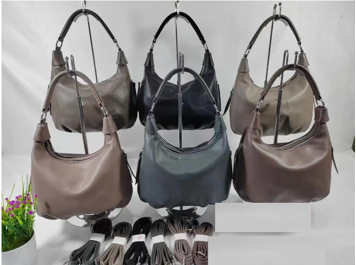 Сумочка жіноча 32*20 см на два відділення зі штучної шкіри в різних кольорах Zhenya, фото 1