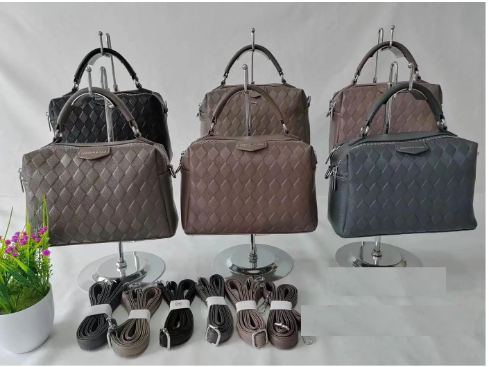 Сумочка жіноча 23*17,5 см на два відділення зі штучної шкіри в різних кольорах Zhenya, фото 1