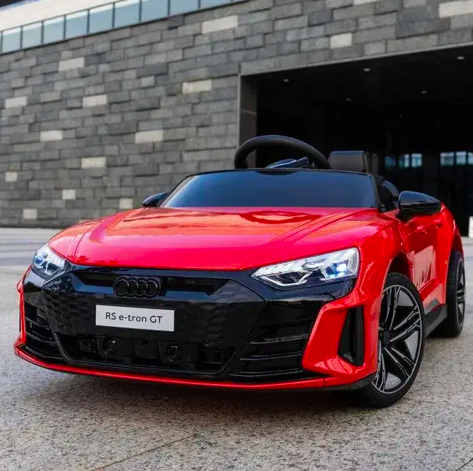 Дитячий електромобіль на акумуляторі Audi Audi RS R-Tron GT з пультом радіокерування 3-8 років Червоний