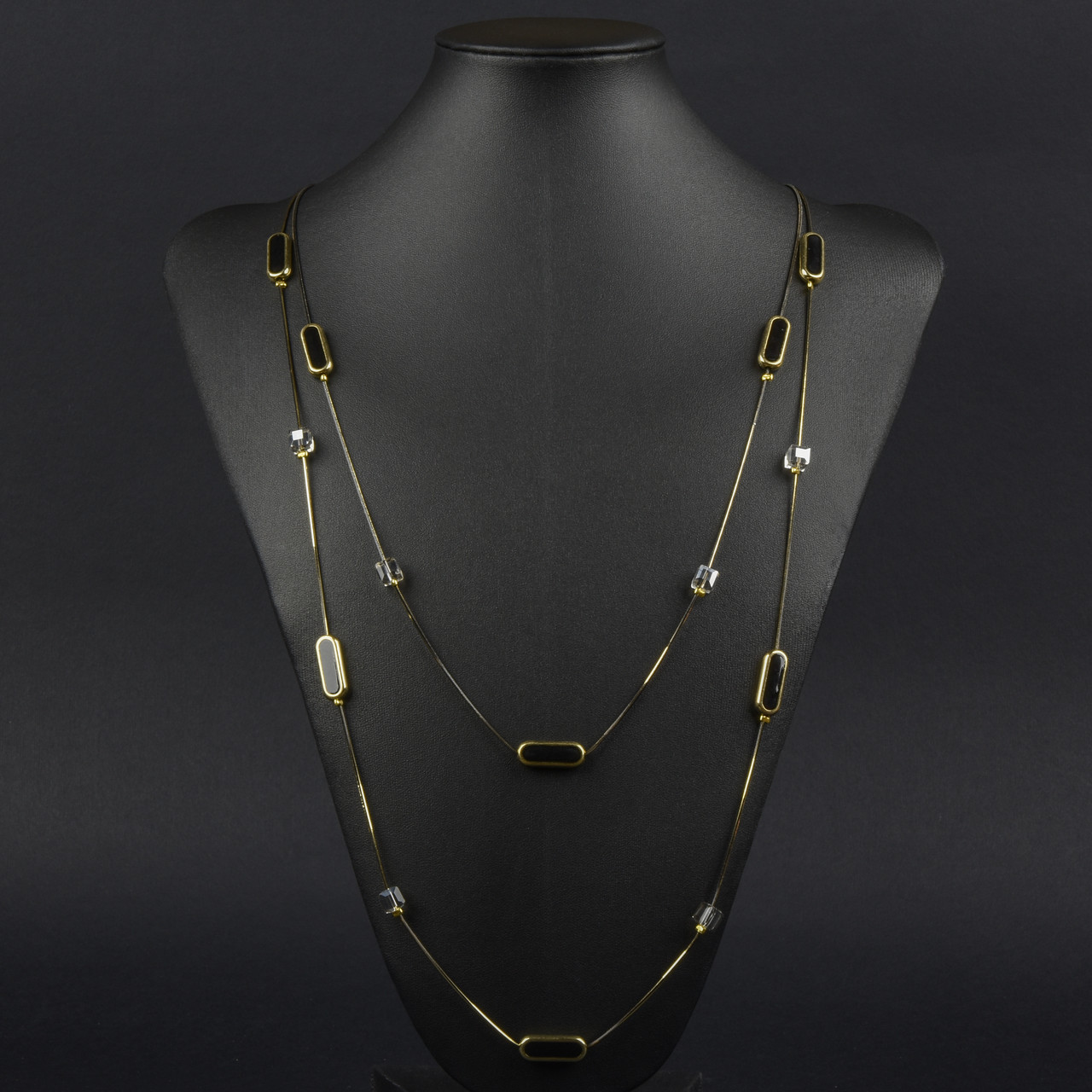 Колье длинное двухслойное на металлической золотисто чёрной цепочке с серыми кристаллами длина 75-85 см