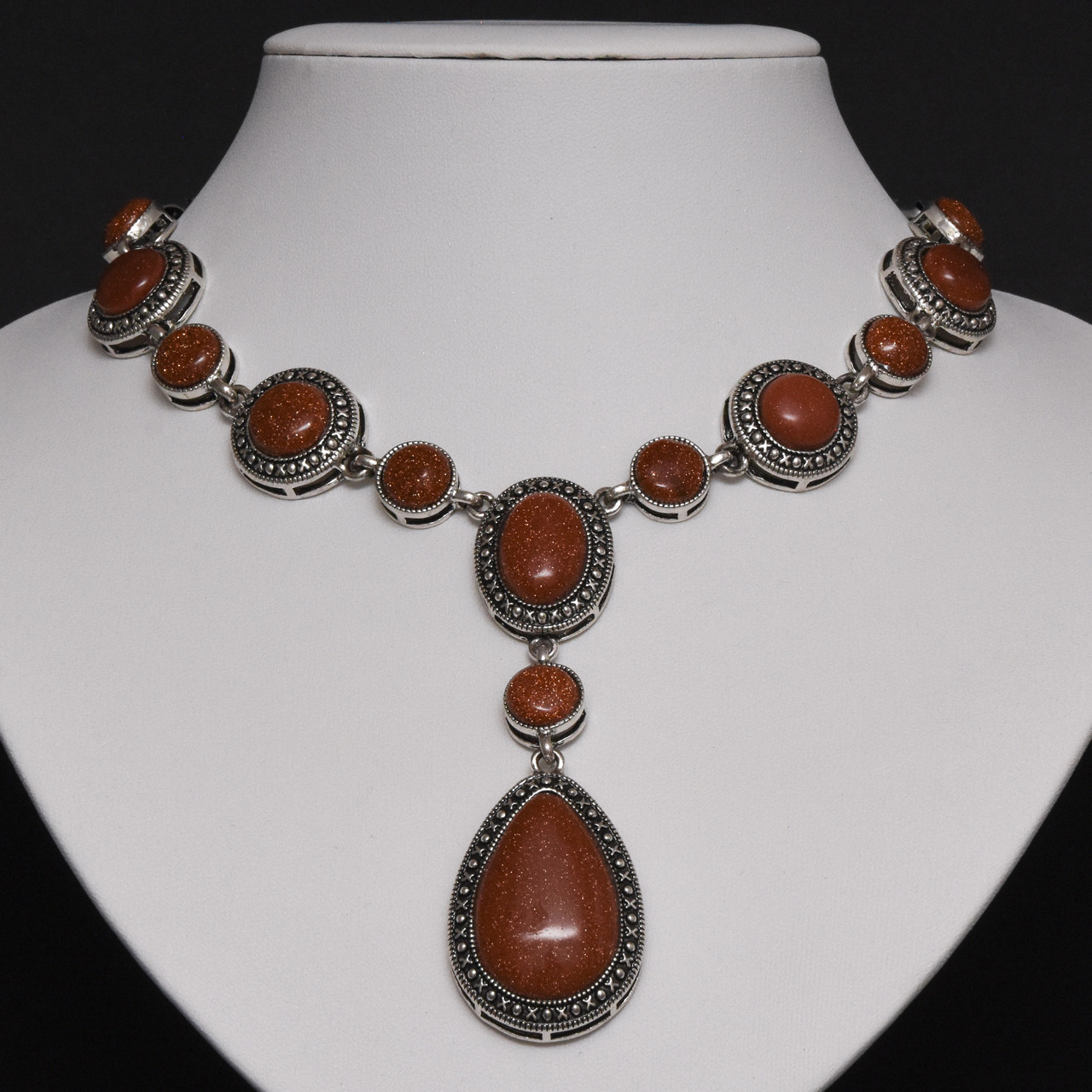 Кольє масивне довге круги овали кулон овал сріблястий метал елементи під авантюрин імітація довжина 65 см