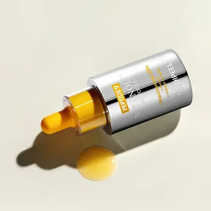 Антивікова освітлююча сироватка з 20% ніацинаміду Medi-Peel Peptide 9 Vitanol Ampoule Pro, 30 мл, фото 3