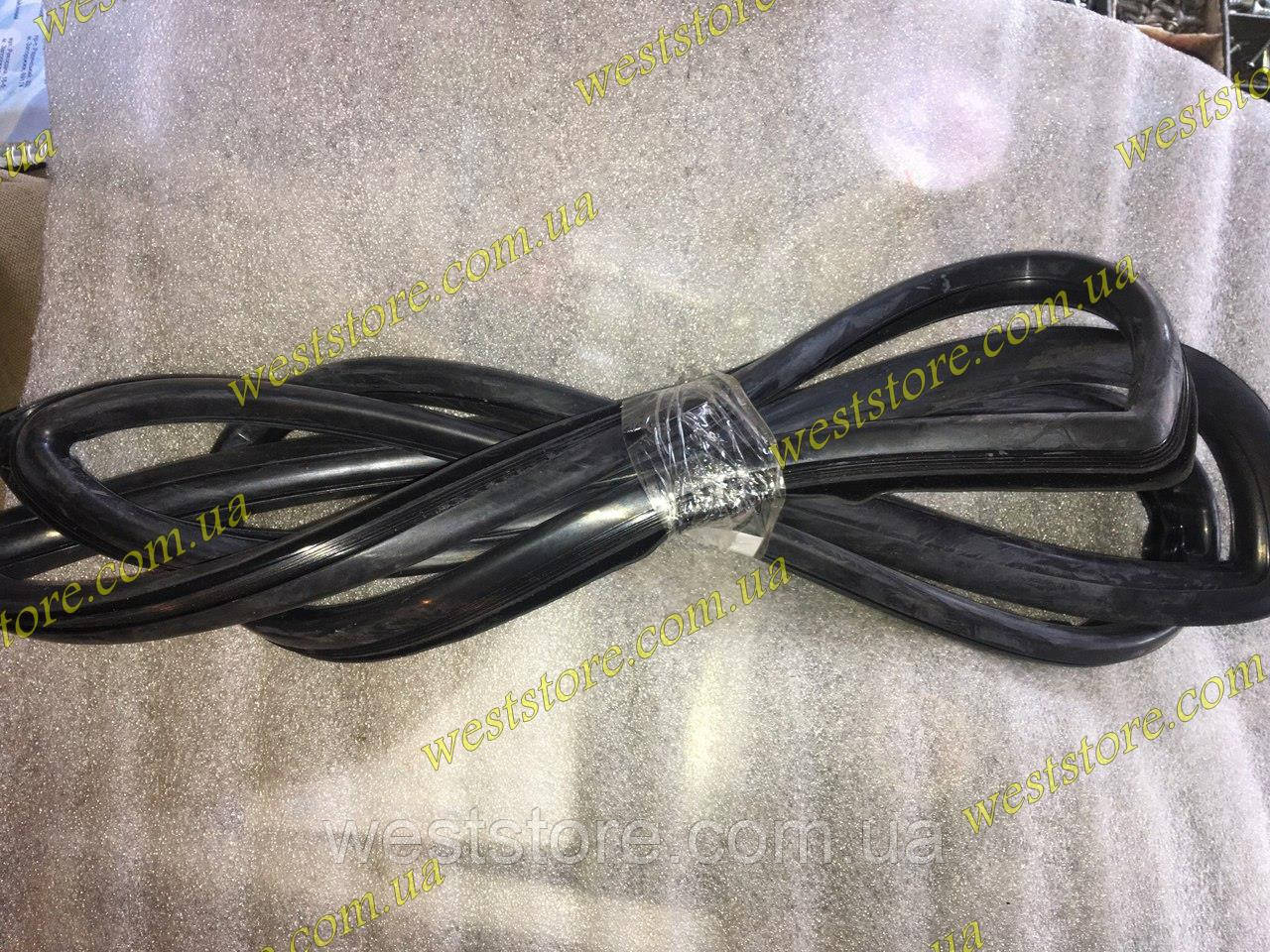 Ущільнювач скла ВАЗ 2108 2109 2113 2114 заднього (L=3200) 2108-6303018-01Р