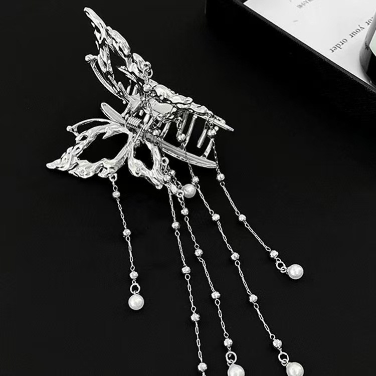 Крабик для волосся Метелик сріблястий із підвісками, шпилька, затискач, прикраса/FS-2328