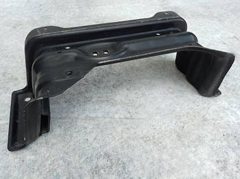 Балка під КПП MERCEDES GL-CLASS X164 06-12 M273923 2011 (б/у)