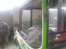 Замена лобового стекла MAN NL 202,  MAN NL 262 с двух половинок