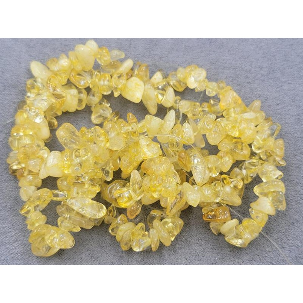 Дрібний скол цитрин размер 5*8 мм ( нитка 80 см)