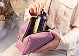 Велика шкіряна косметичка жіноча кольору Чайної рози з тисненням Сонечко, фото 6