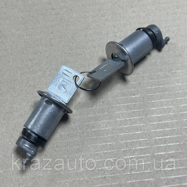 Личинки замков КРАЗ комплект 2штуки с 2 железными ключами