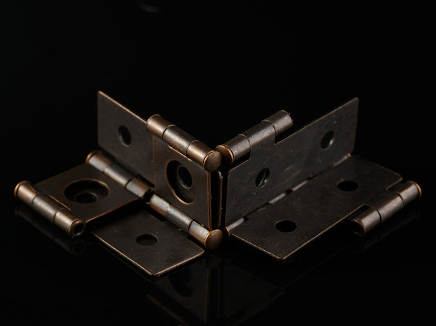 Петля двостороння. 45х42