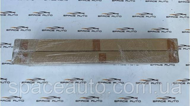 Накладка передней левой двери mitsubishi outlander 2021-2024 год новая оригинал в наличии, фото 1