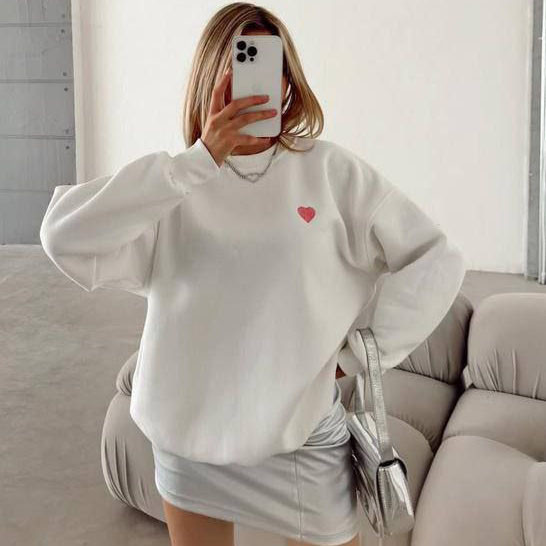 Жіноча біла кофта з червоним сердечком Розміри: 46,48,50,52 (21190-1), фото 1