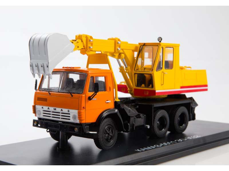 Модель Вантажівка Екскаватор ЕО-3532 (КАМАЗ-5511) оранжево-жовтий | SSM, фото 1