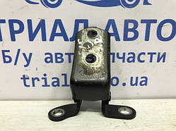 Петля двері задньої правої Toyota Avensis T25 1.8 БЕНЗИН 1ZZFE 2003 (б/в)