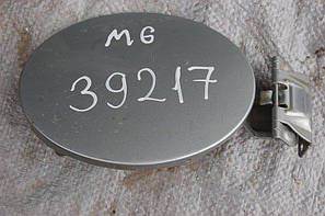 Лючок топливного бака MAZDA