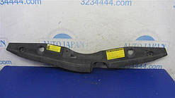 Накладка замка капота Toyota Prius — 30 09-17 (б/у)