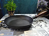 Сковорода чавунна Преміум класу, з дерев'яною ручкою, d=240мм, h=40мм, фото 3
