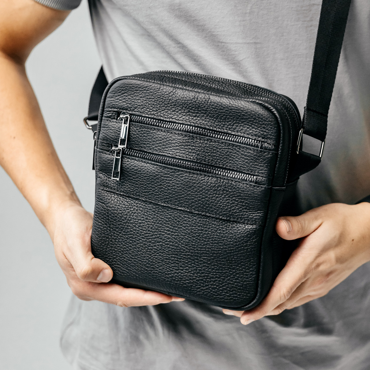 Чоловіча шкіряна сумка-планшет через плече Детройт чорна барсетка сумка месенджер ручної роботи з натуральної шкіри для документів, фото 1