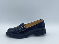 Чорні шкіряні туфлі на товстій підошві. Erisses. Маленькі розміри (33, 34, 35).