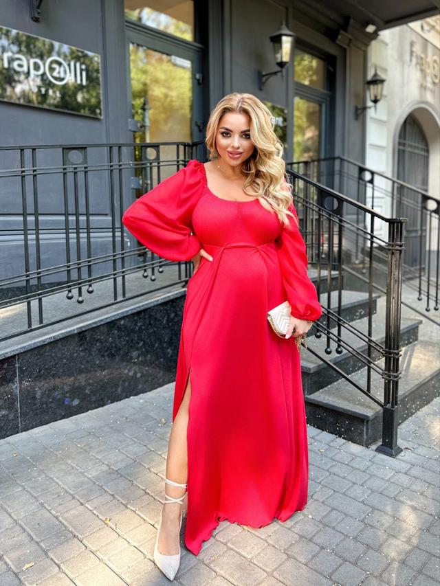 Елегантна сукня великих розмірів з довгими рукавами з якісної тканини трикотаж