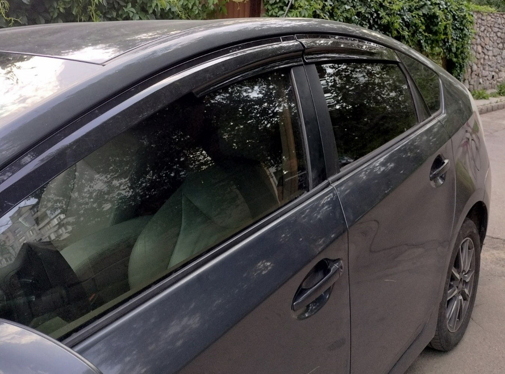 Вітровики  4 шт.  Sunplex Sport  для Toyota Prius 2009-2015 рр