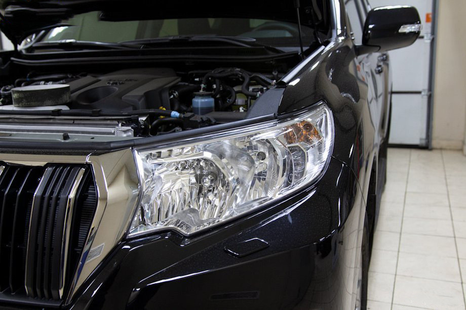 Вії на фари  2 шт  для рефлекторної  для Toyota Land Cruiser Prado 150