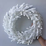 Вінок хвойний різдвяний Traditional литий d-50 см білий, фото 2